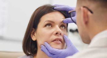 What Are Eye Floaters and Flashes?