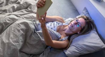 Signs That You’re Sensitive to Blue Light