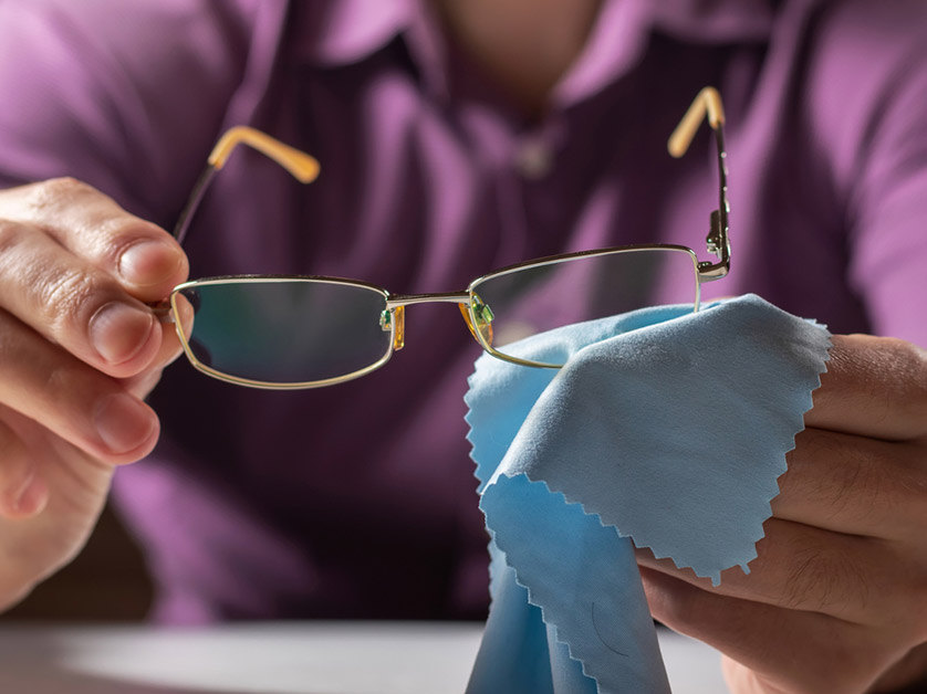 Cleaning Your Eyeglasses the Right Way