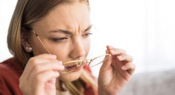 Early Signs of Presbyopia to Be Aware Of