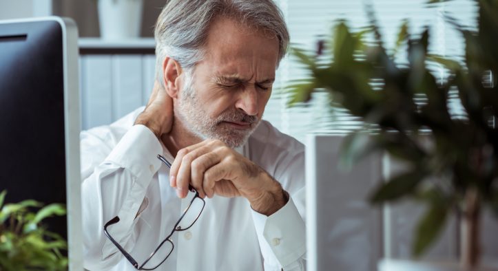 The Link Between Neck Pain and Your Vision